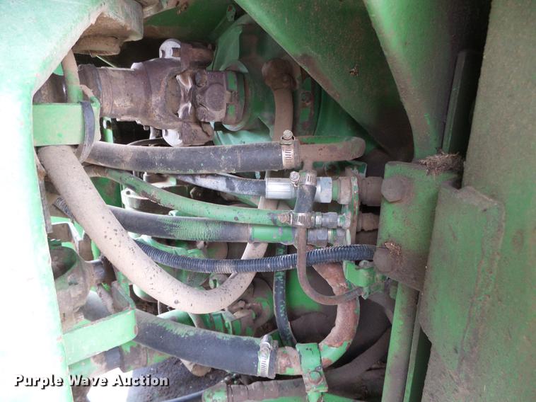 image for item DC5136 1981 John Deere 8640 4WD tractor