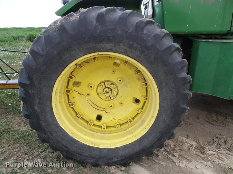 image for item DC5136 1981 John Deere 8640 4WD tractor