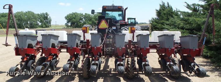 image for item DC5140 Case IH 1200 planter