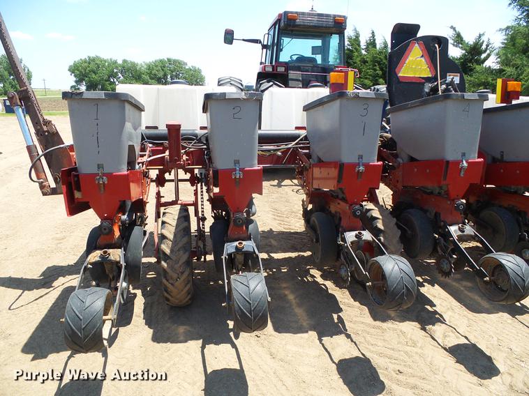 image for item DC5140 Case IH 1200 planter
