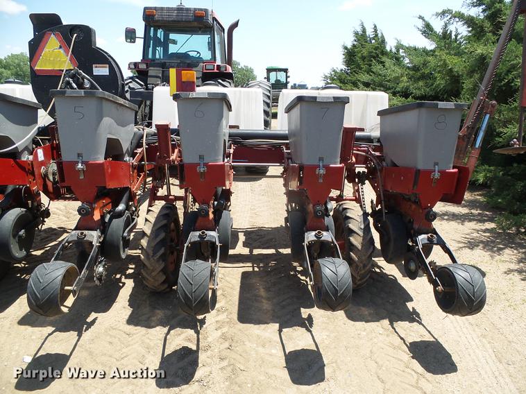 image for item DC5140 Case IH 1200 planter