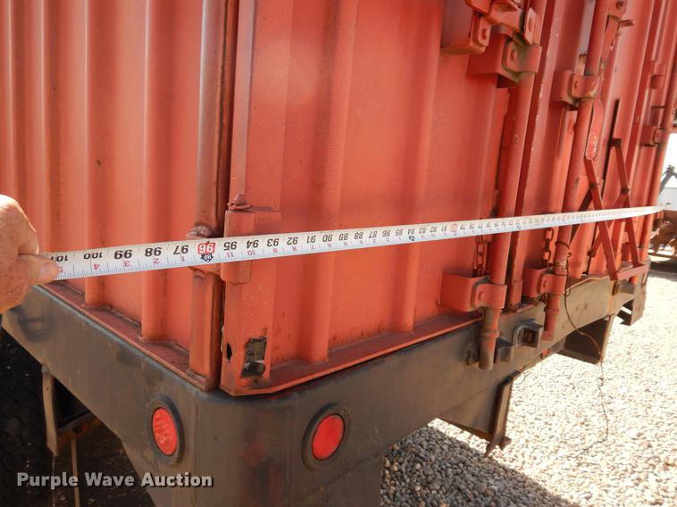 image for item DC8694 1982 Ford LN8000 grain truck