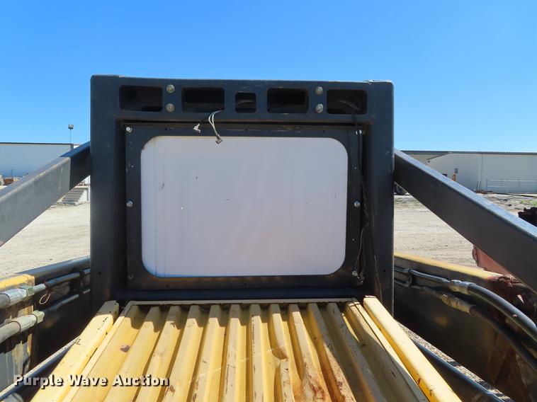 image for item DD6169 2002 New Holland LS180 skid steer