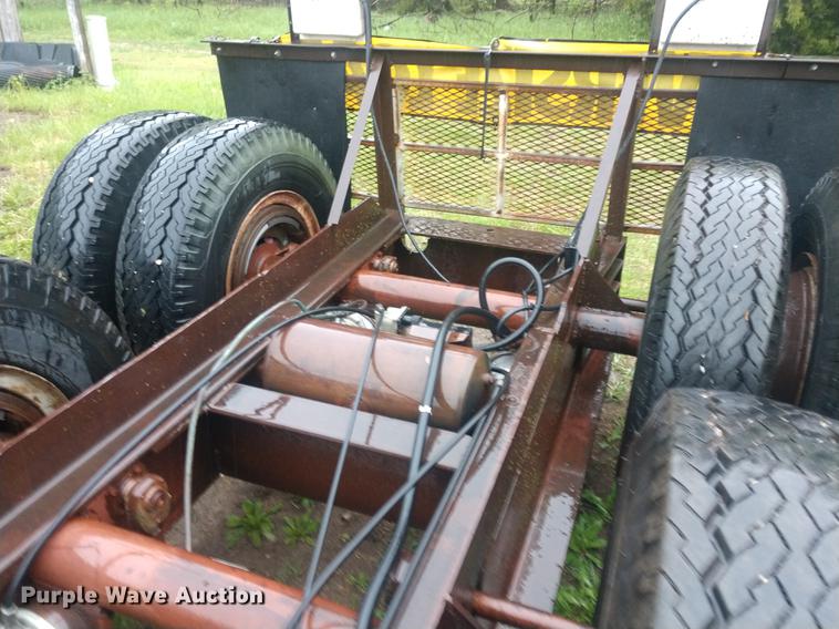 image for item DD6999 2012 Shopbuilt combine trailer