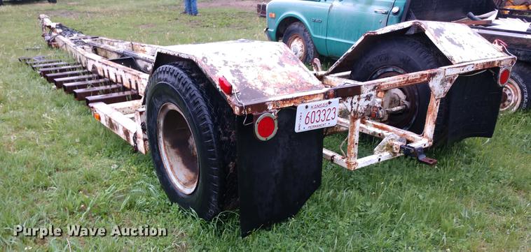 image for item DD7001 1980 Thompson combine trailer