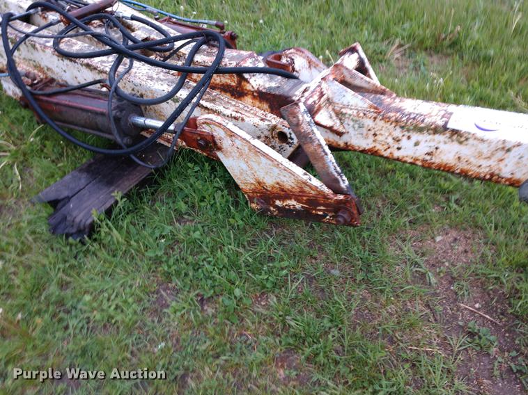 image for item DD7001 1980 Thompson combine trailer