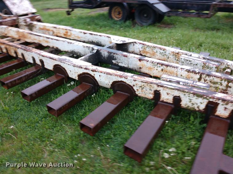 image for item DD7001 1980 Thompson combine trailer