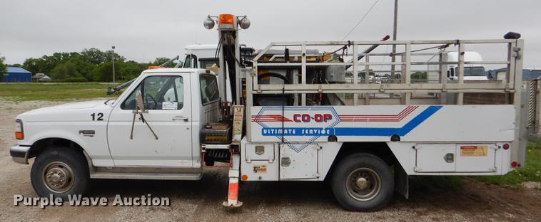 image for item DE1278 1997 Ford F450 Super Duty service truck with crane