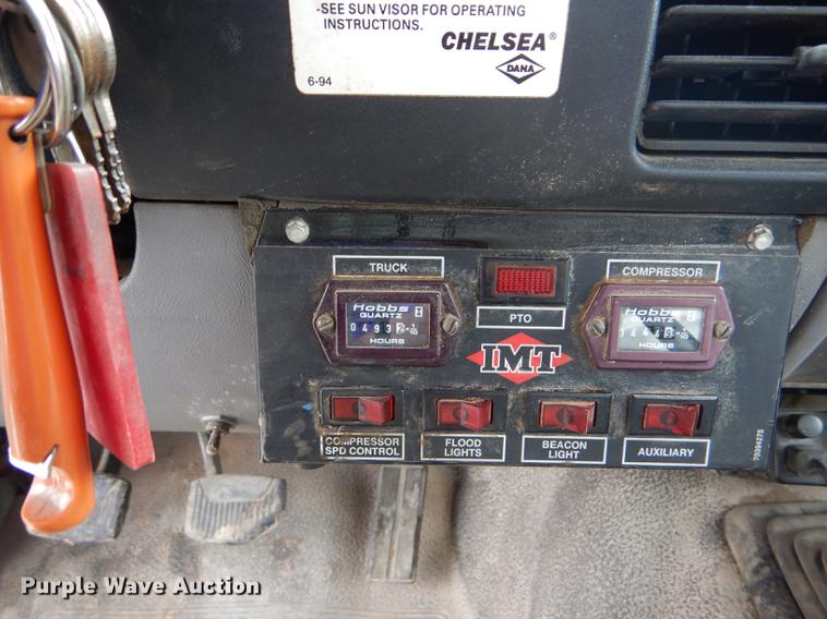 image for item DE1278 1997 Ford F450 Super Duty service truck with crane