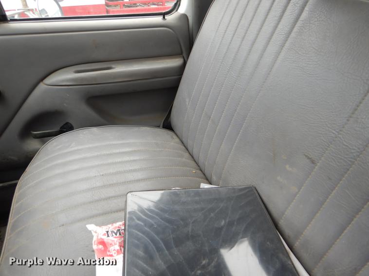 image for item DE1278 1997 Ford F450 Super Duty service truck with crane