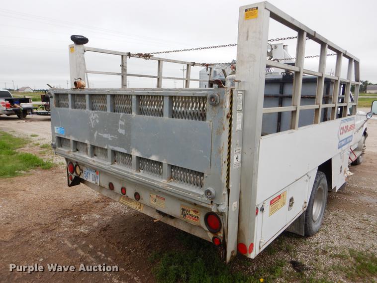 image for item DE1278 1997 Ford F450 Super Duty service truck with crane