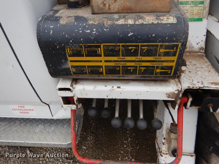 image for item DE1278 1997 Ford F450 Super Duty service truck with crane