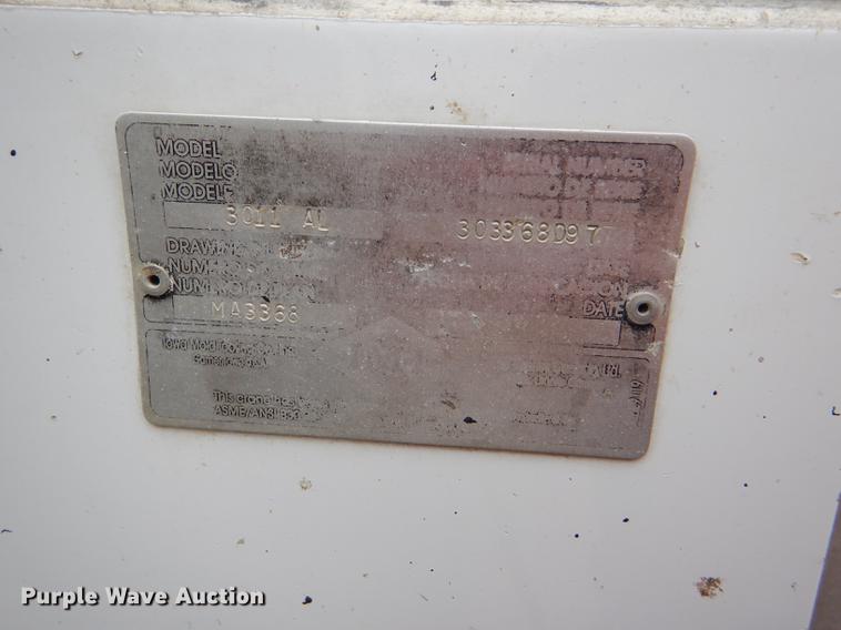 image for item DE1278 1997 Ford F450 Super Duty service truck with crane