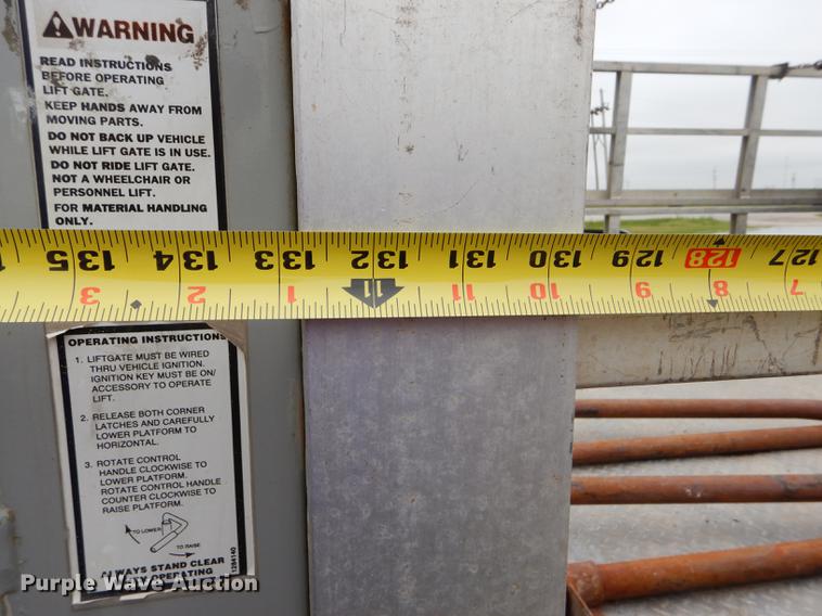 image for item DE1278 1997 Ford F450 Super Duty service truck with crane