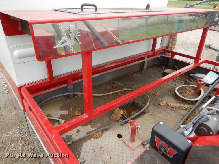 image for item DE1279 1984 Chevrolet P30 Grumman Olson tow truck