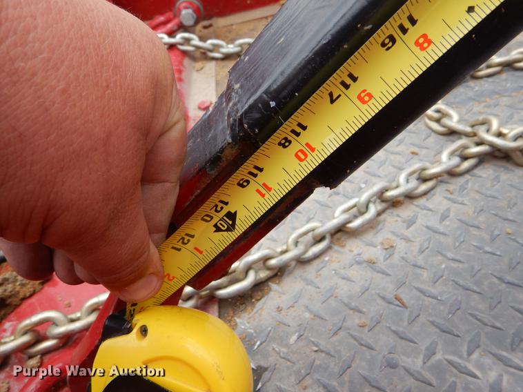 image for item DE1279 1984 Chevrolet P30 Grumman Olson tow truck