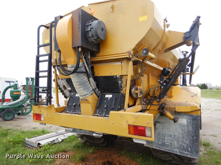 image for item DE1280 2002 Ag-Chem TerraGator 8104 applicator