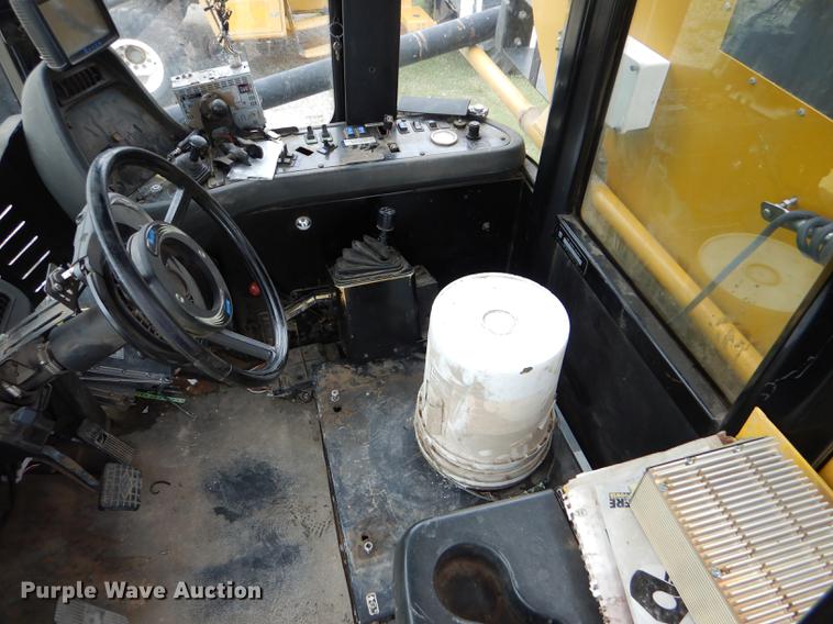 image for item DE1280 2002 Ag-Chem TerraGator 8104 applicator