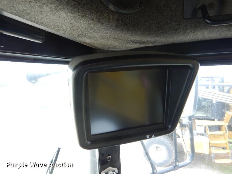 image for item DE1280 2002 Ag-Chem TerraGator 8104 applicator