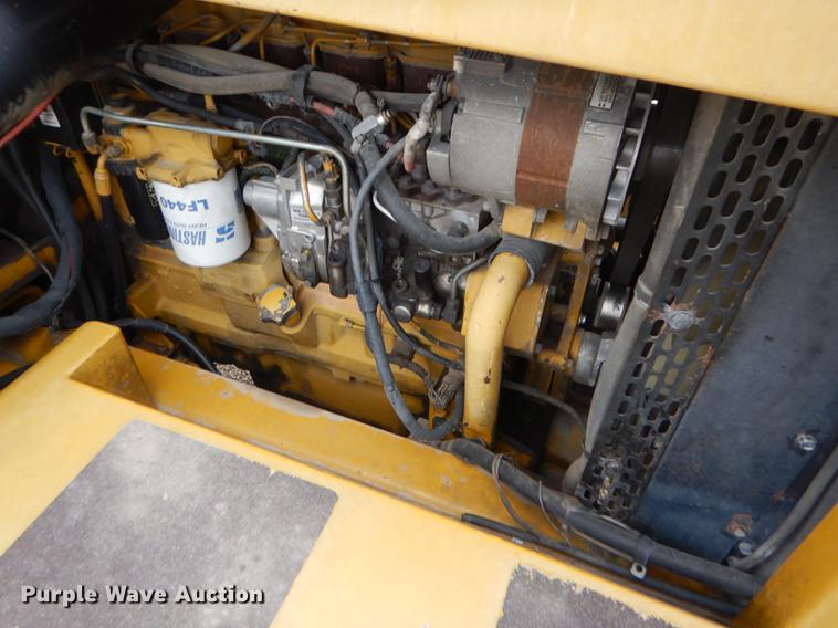 image for item DE1280 2002 Ag-Chem TerraGator 8104 applicator