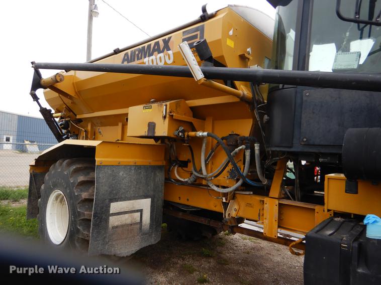 image for item DE1280 2002 Ag-Chem TerraGator 8104 applicator