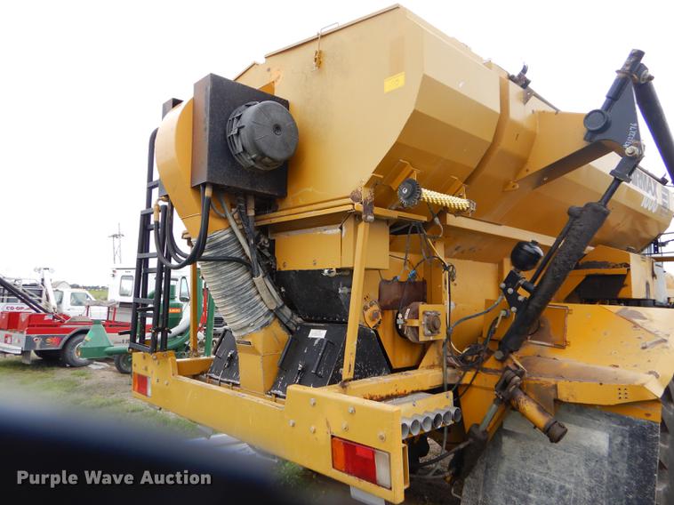 image for item DE1280 2002 Ag-Chem TerraGator 8104 applicator