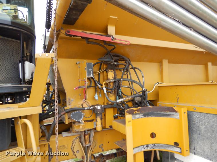 image for item DE1280 2002 Ag-Chem TerraGator 8104 applicator