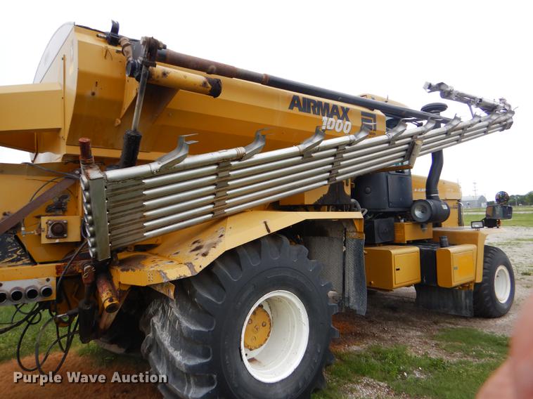 image for item DE1281 2001 Ag-Chem TerraGator 8104 applicator