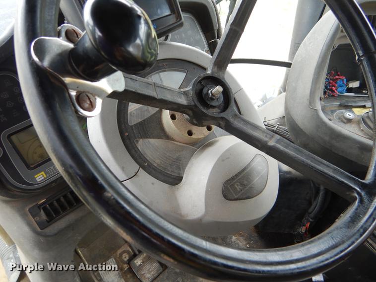 image for item DE1281 2001 Ag-Chem TerraGator 8104 applicator