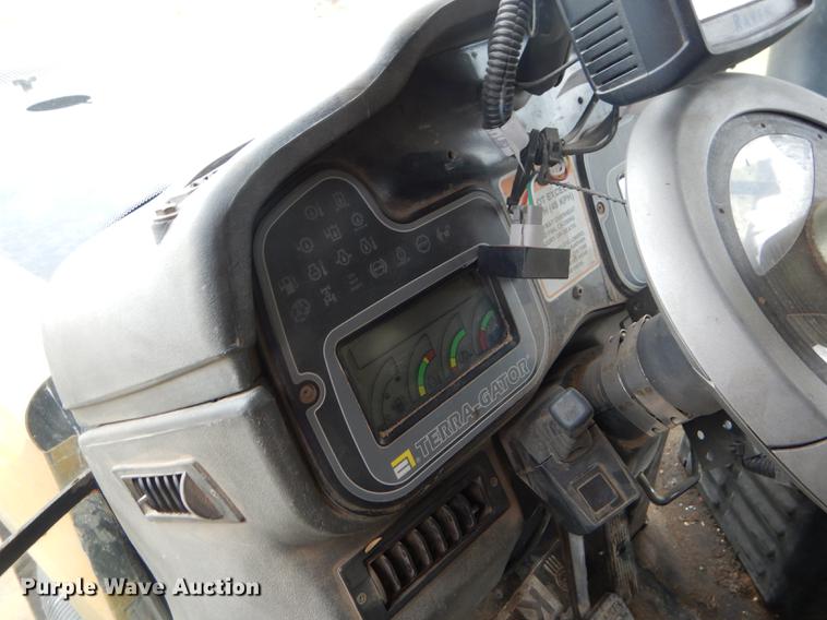 image for item DE1281 2001 Ag-Chem TerraGator 8104 applicator