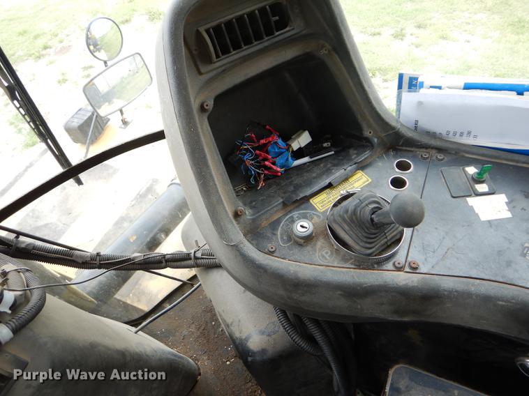 image for item DE1281 2001 Ag-Chem TerraGator 8104 applicator