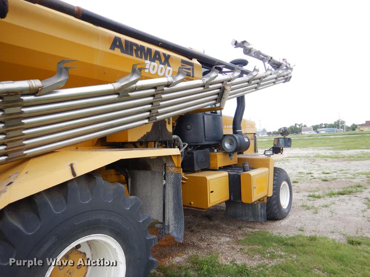 image for item DE1281 2001 Ag-Chem TerraGator 8104 applicator