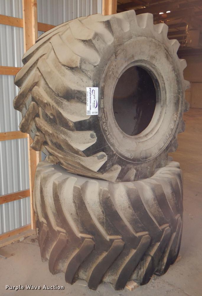 image for item DE1288 (3) 66x43.00-25 tires