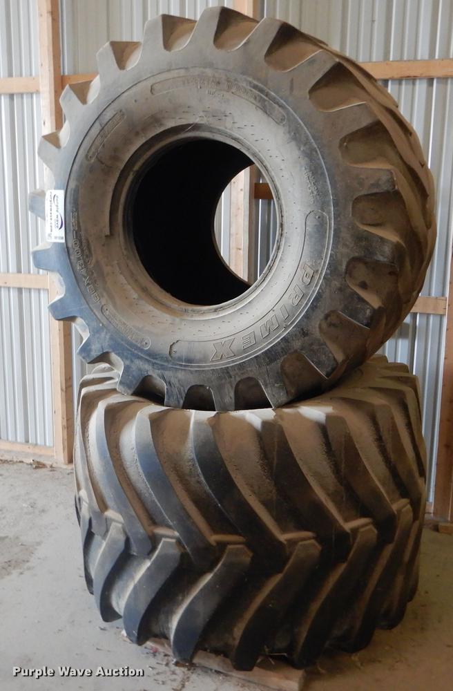 image for item DE1288 (3) 66x43.00-25 tires