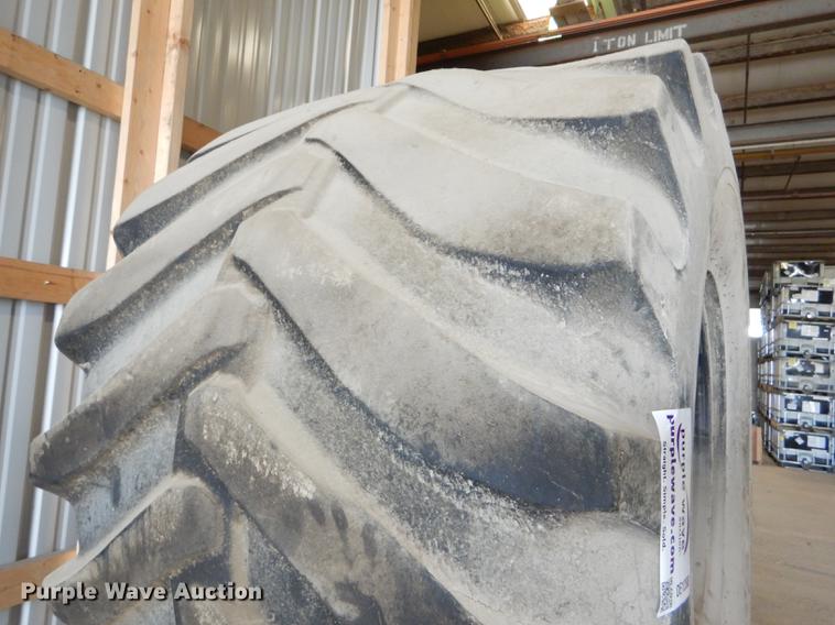 image for item DE1288 (3) 66x43.00-25 tires