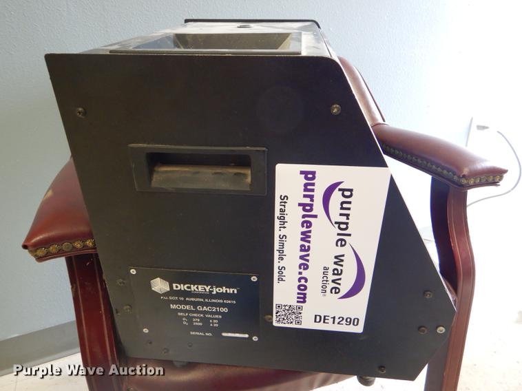 image for item DE1290 Dickey-John GAC2100 grain analysis computer