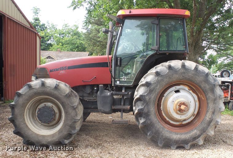 image for item DE7825 Case MXM155 MFWD tractor