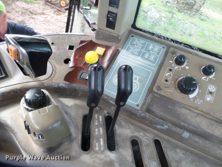 image for item DE7825 Case MXM155 MFWD tractor