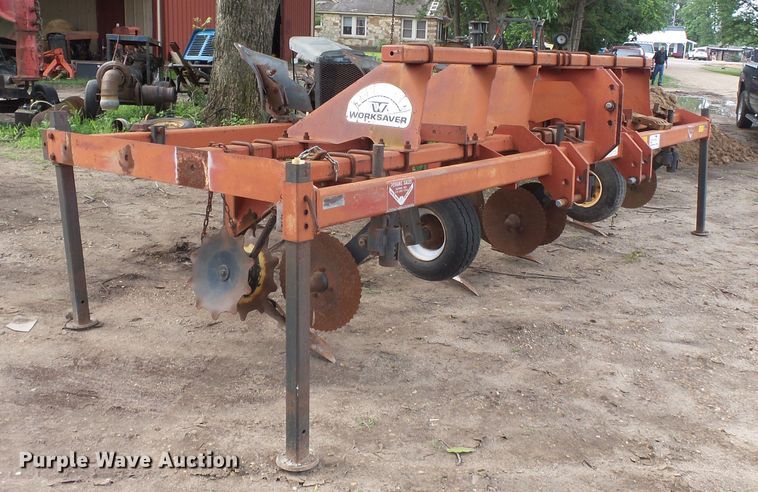 image for item DE7826 Terramax Worksaver in-line ripper