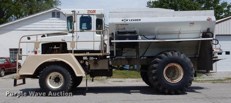 image for item DE8451 Tyler Titan 4300 applicator