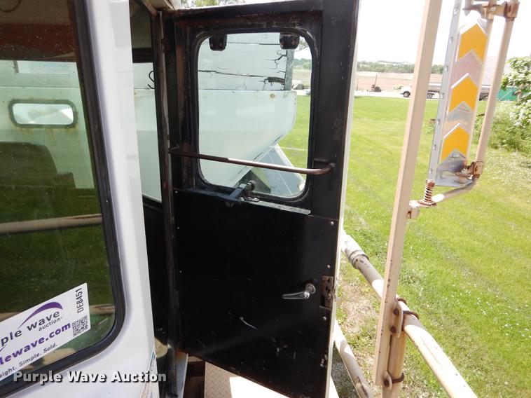 image for item DE8451 Tyler Titan 4300 applicator