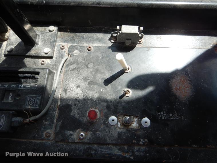 image for item DE8451 Tyler Titan 4300 applicator