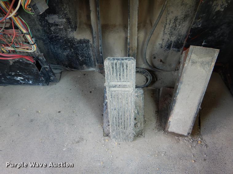 image for item DE8451 Tyler Titan 4300 applicator