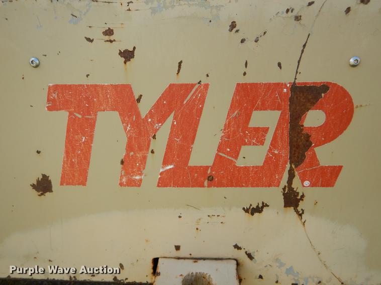 image for item DE8451 Tyler Titan 4300 applicator