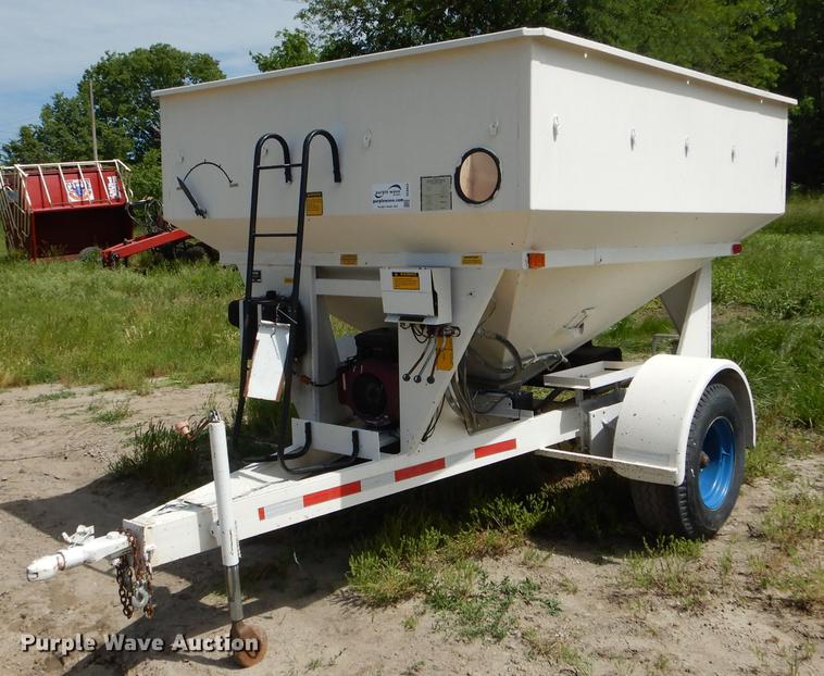 image for item DE8453 Parker 1500R weigh wagon