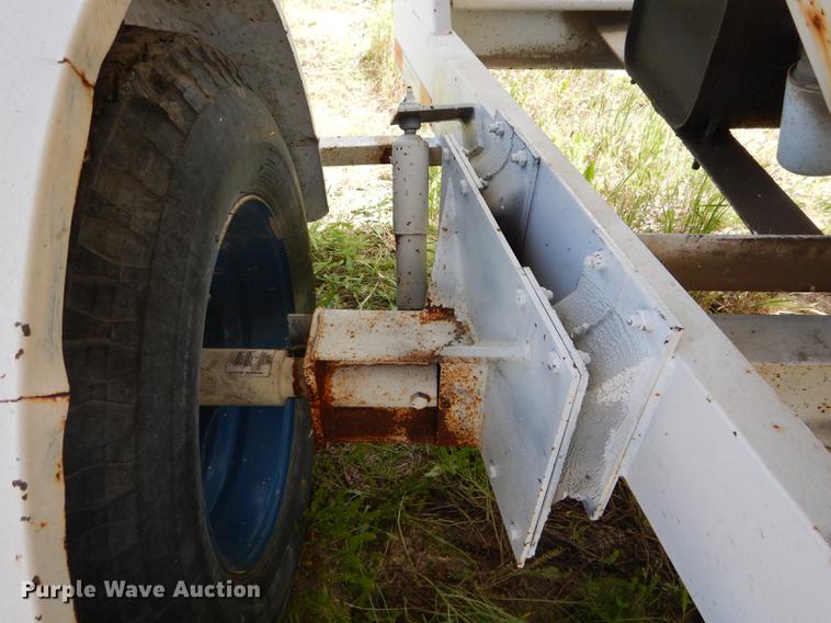 image for item DE8453 Parker 1500R weigh wagon