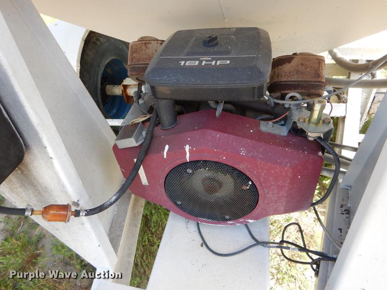 image for item DE8453 Parker 1500R weigh wagon