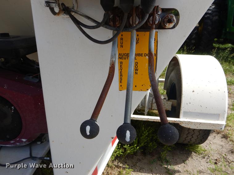 image for item DE8453 Parker 1500R weigh wagon