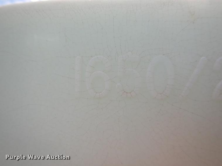 image for item DE8454 (2) poly tanks