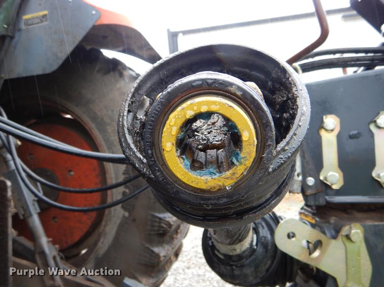 image for item DE8480 2015 Kubota DM5040 disc mower